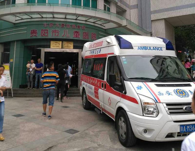 金山区救护车转院